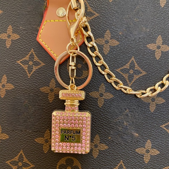 Purse Handbag Accessories Chain Charms Leather Mini

HANDBAG IS NOT INCLUDED - Picture 13 of 16